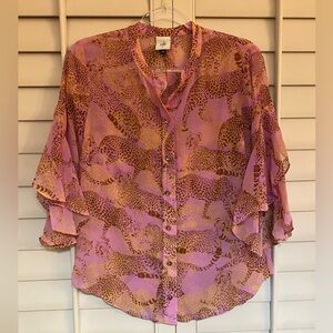 CAbi Women's Pink/Tan Animal Print Blouse Excellent Condition Size Small